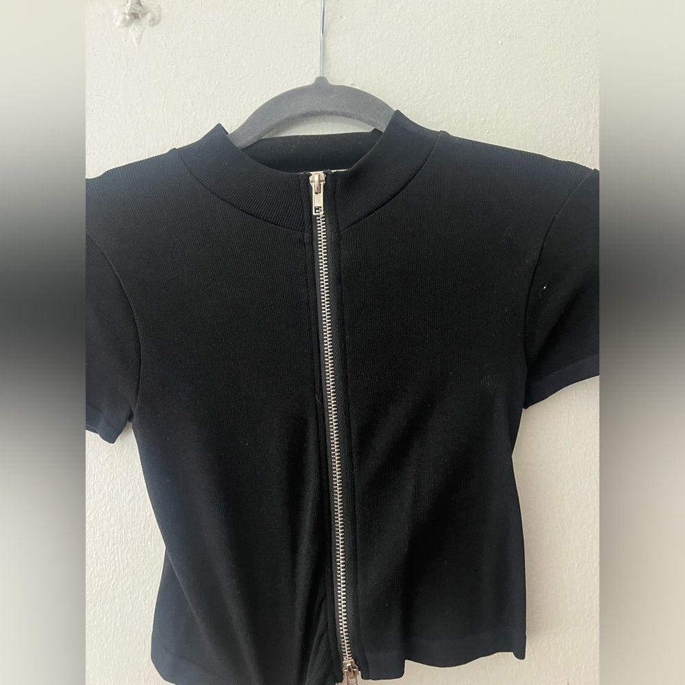 Somewhere in LA zip up crop top